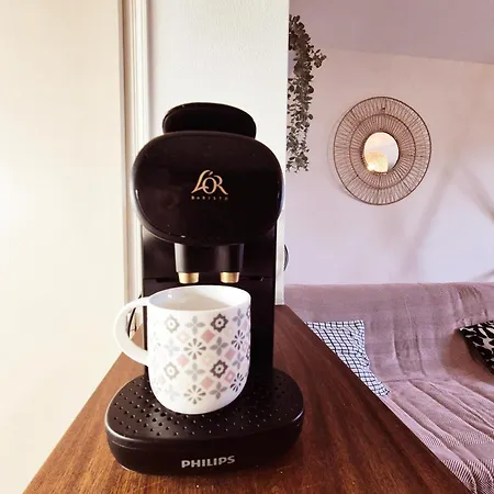 Eden Boheme - Chu, Parc Des Expos, Parking, Netflix Poitiers