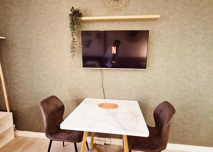 Eden Bohème - Chu, Parc Des Expos, Parking, Netflix Poitiers