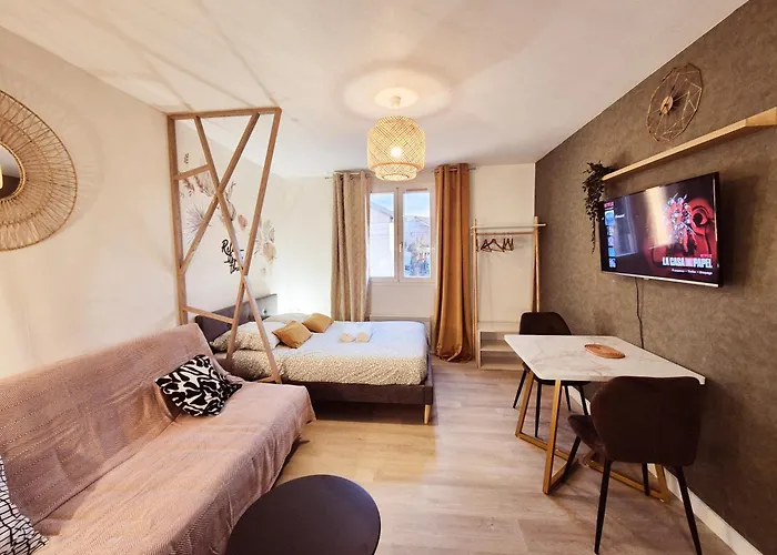 Apartment Eden Boheme - Chu, Parc Des Expos, Parking, Netflix Poitiers